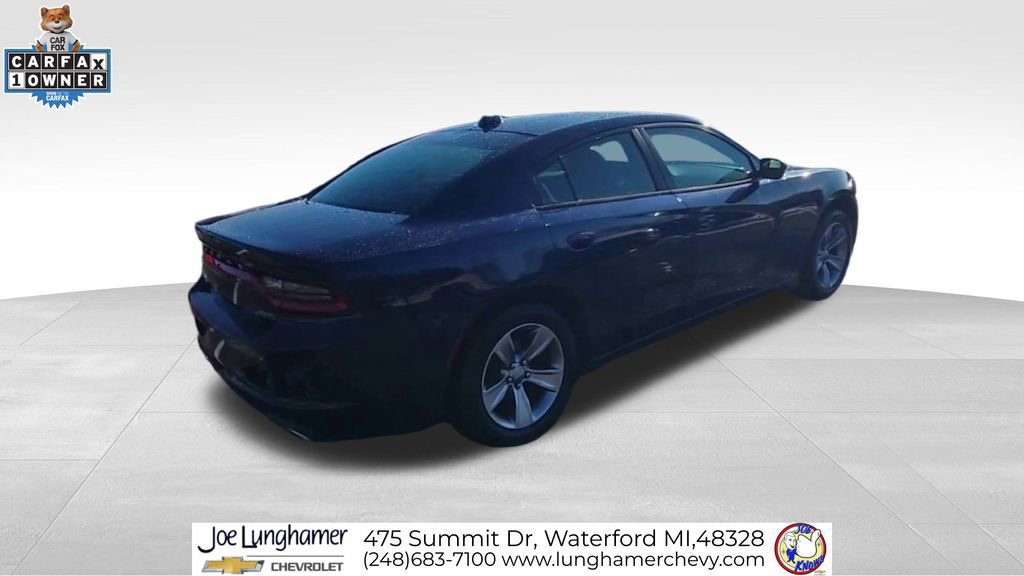 Used 2015 Dodge Charger SXT image 8