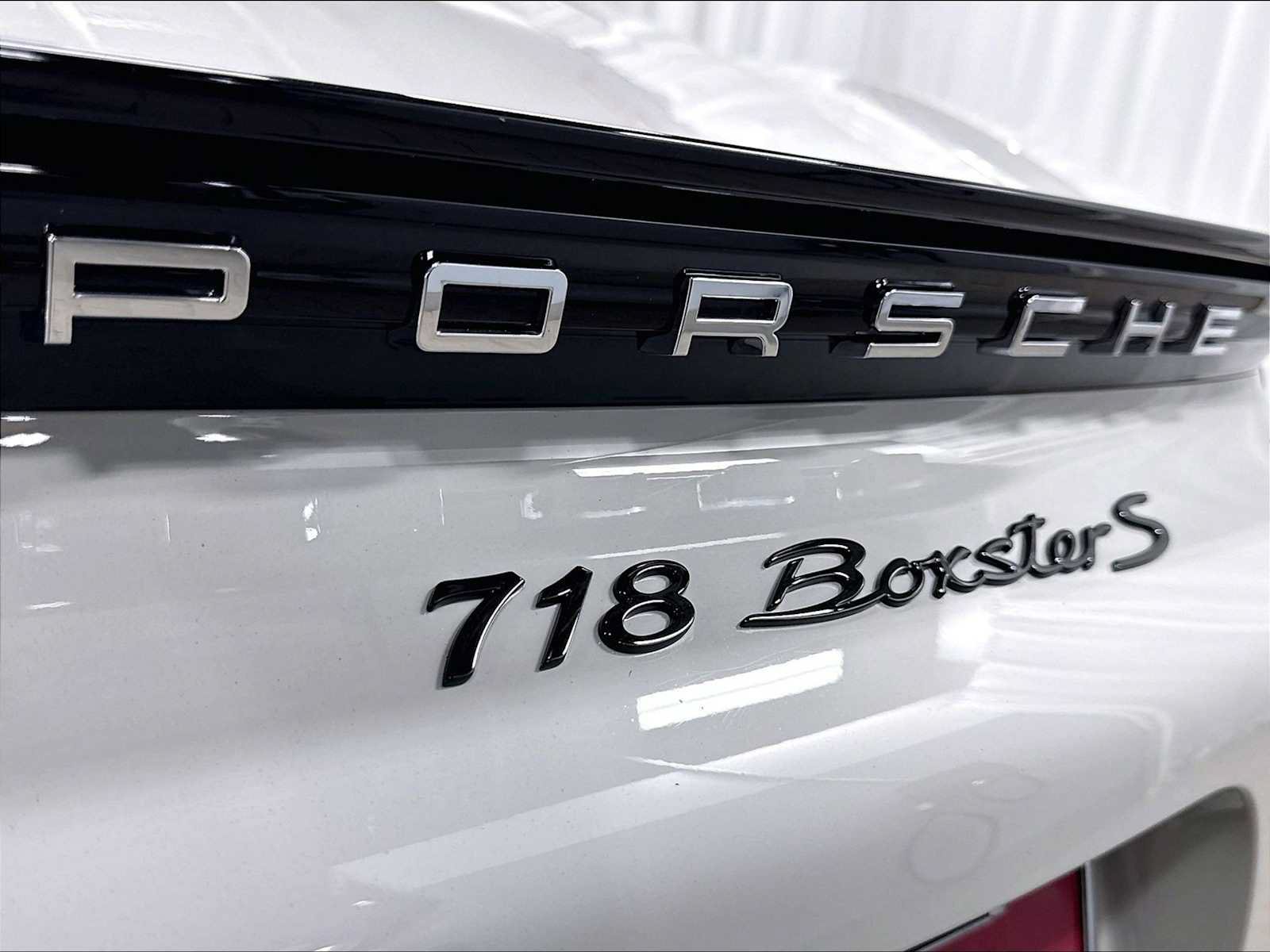 Used 2025 Porsche 718 Boxster S RWD image 31