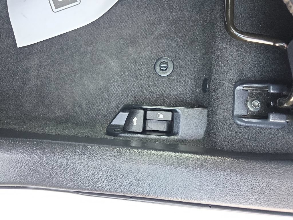Used 2026 Toyota Corolla LE FWD image 25