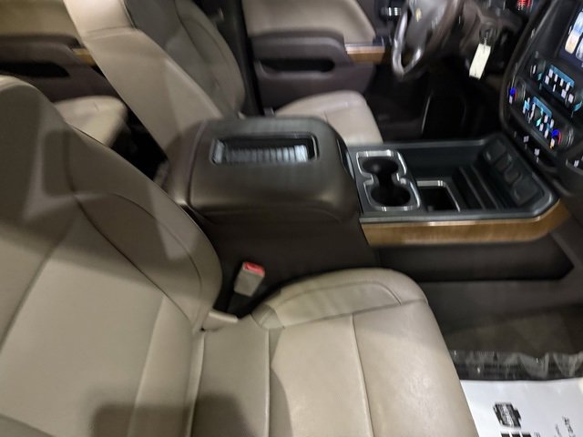 Used 2018 Chevrolet Silverado 1500 LTZ image 24