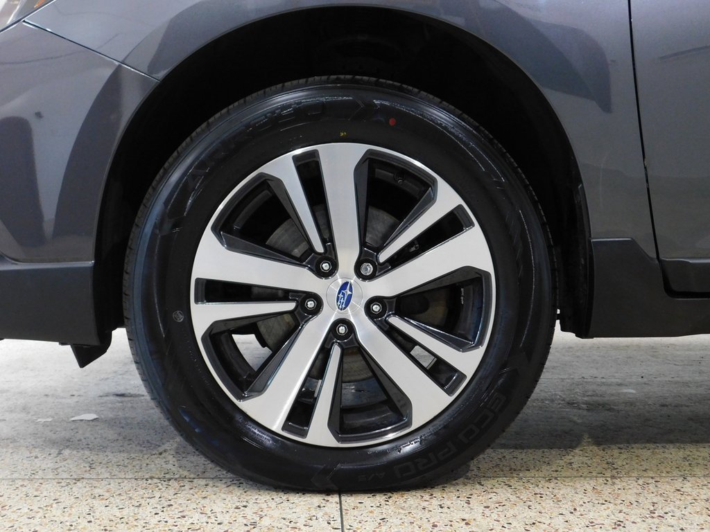 Used 2018 Subaru Outback 2.5i Limited image 23