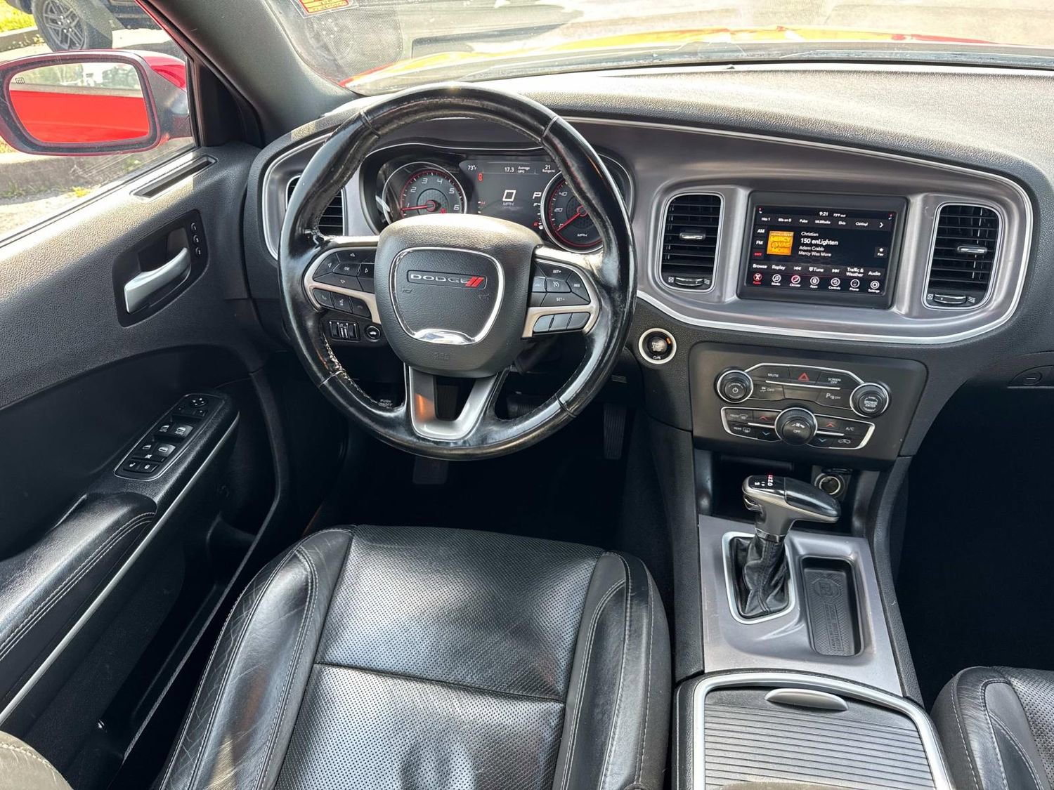 Used 2019 Dodge Charger SXT w/ Leather Interior Group image 16