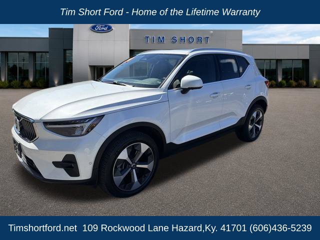 Used 2024 Volvo XC40 B5 Plus w/ Climate Package