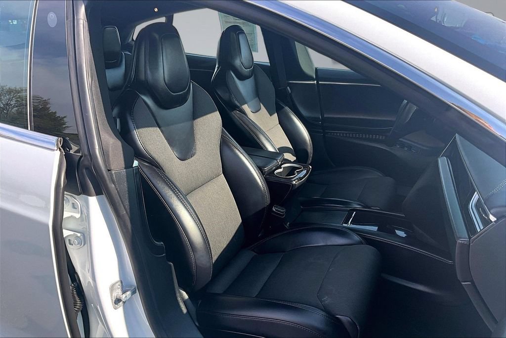 Used 2018 Tesla Model S 100D AWD/4WD image 7