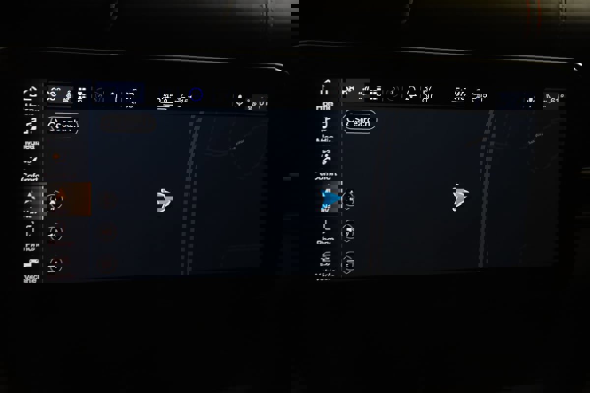 Used 2022 Maserati MC20 Coupe image 11