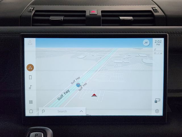 Used 2025 Land Rover Defender 110 image 16