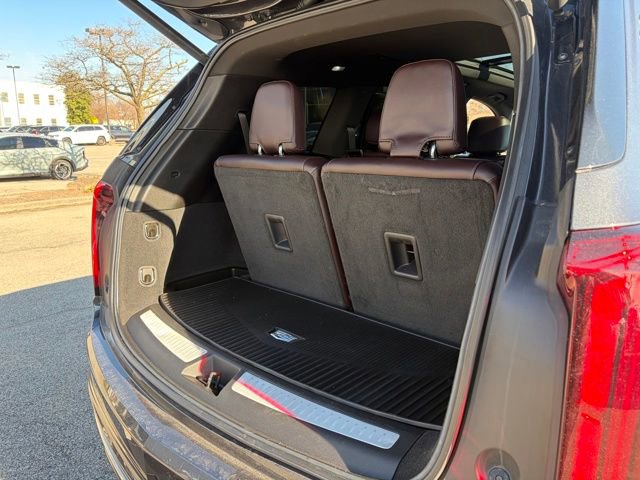 Used 2022 Cadillac XT6 Premium Luxury image 34