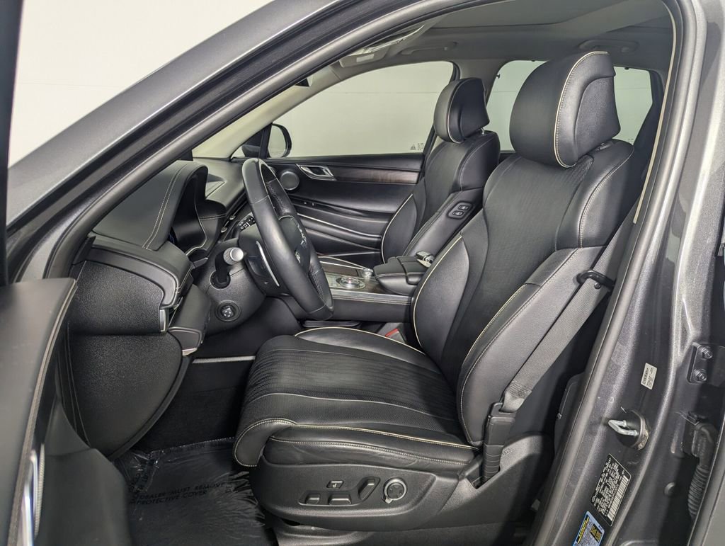 Used 2023 Genesis GV80 2.5T w/ Prestige 20" Package image 14