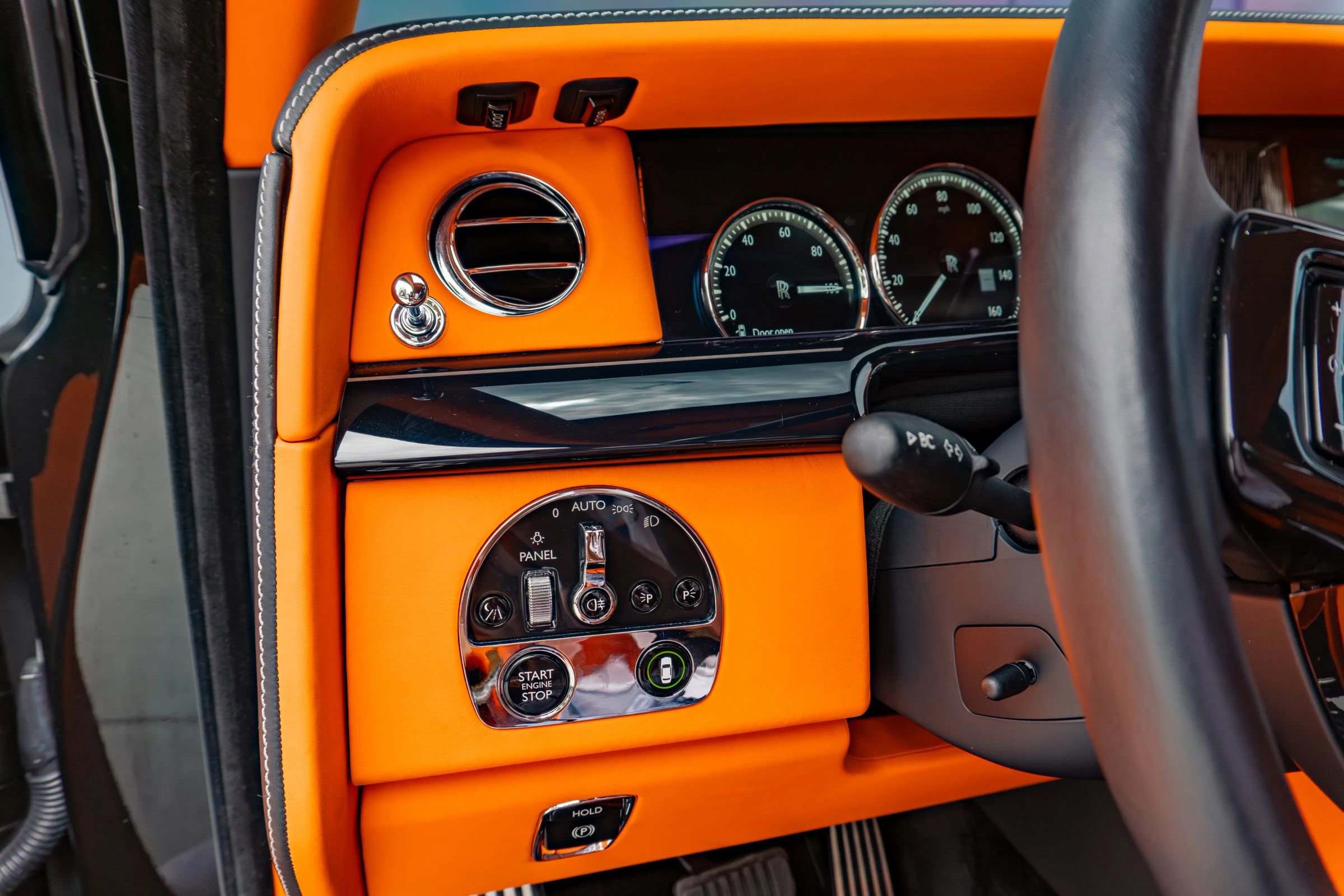 Used 2018 Rolls-Royce Phantom Sedan RWD image 76