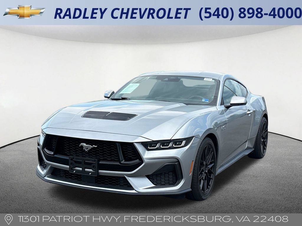 Used 2024 Ford Mustang GT Premium RWD image 1