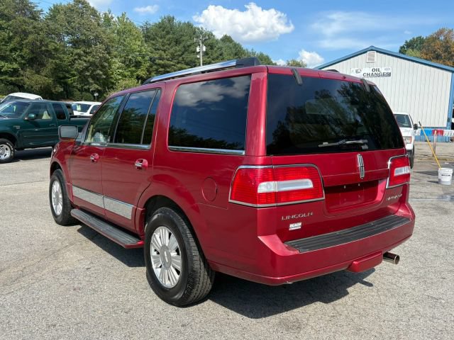Used 2008 Lincoln Navigator 2WD image 3