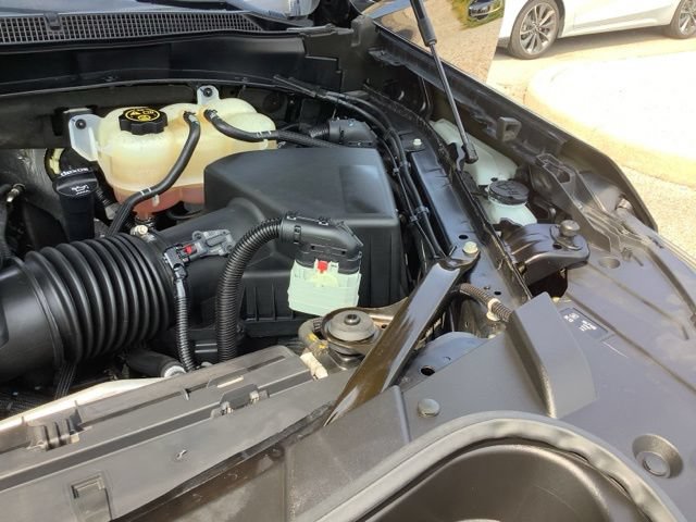 Used 2023 Chevrolet Suburban LS AWD/4WD image 17