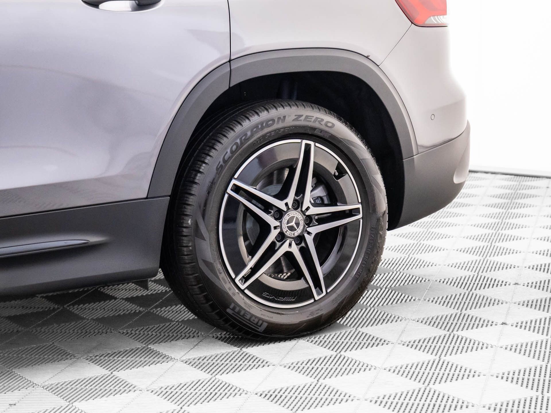 Certified 2023 Mercedes-Benz EQB 300 4MATIC image 34