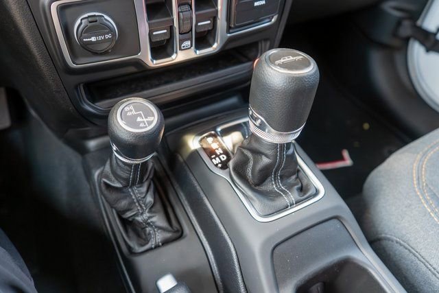 New 2026 Jeep Gladiator Sport AWD/4WD image 22