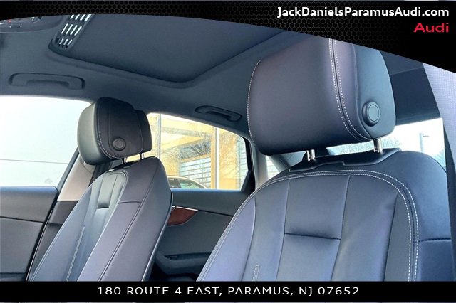 Used 2023 Audi A4 2.0T Premium w/ Convenience Package image 17