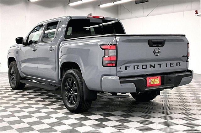 New 2026 Nissan Frontier SV image 3