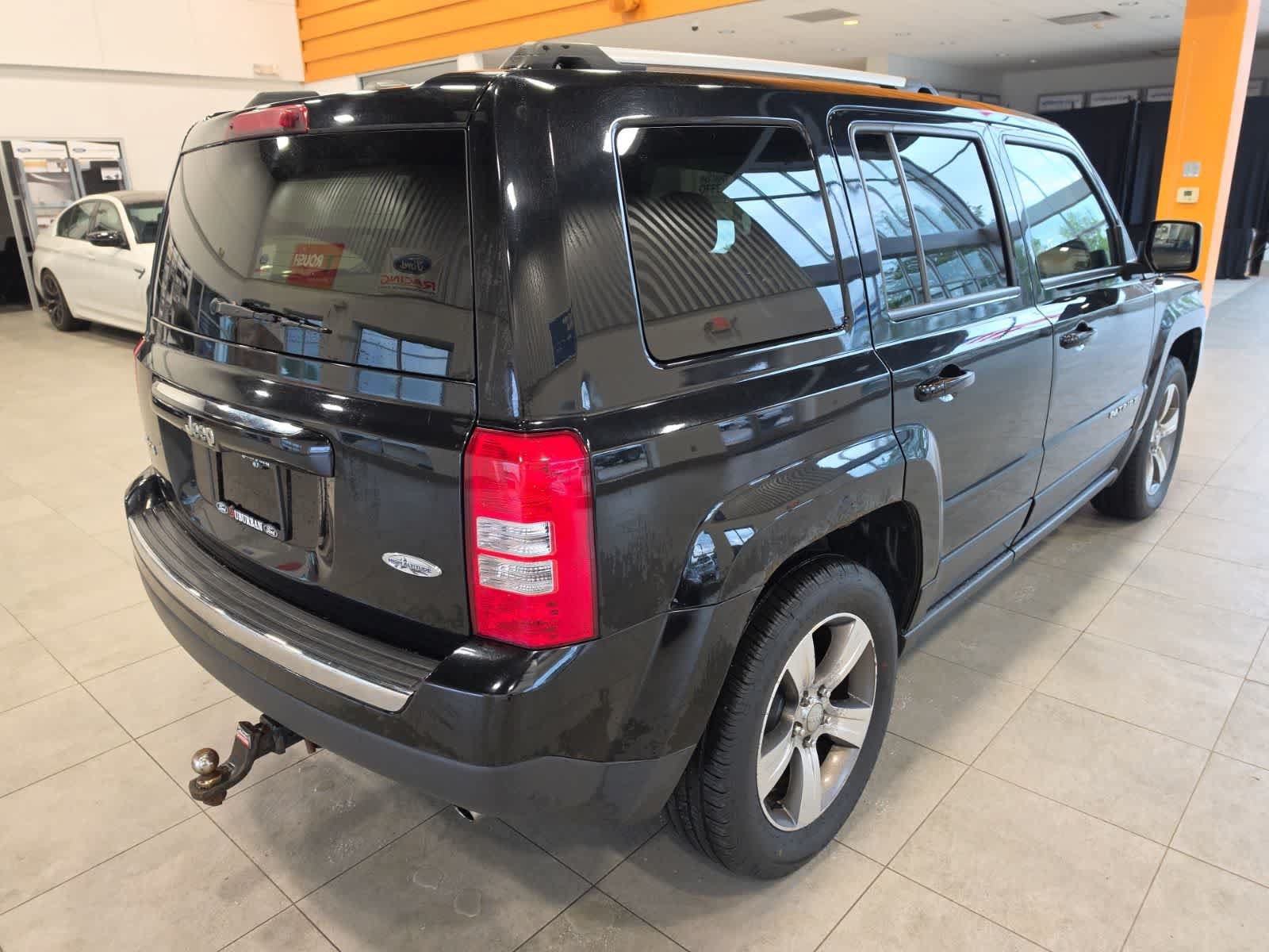 Used 2017 Jeep Patriot High Altitude AWD/4WD image 7