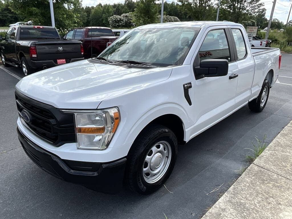 Used 2022 Ford F150 XL w/ Equipment Group 101A High RWD image 3