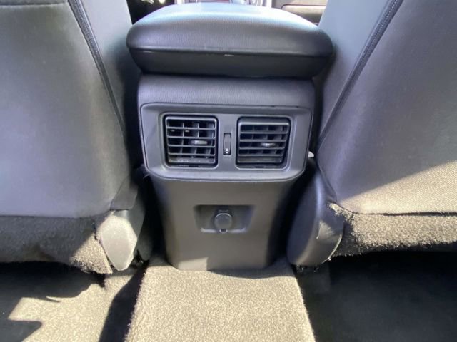 Used 2024 Toyota RAV4 LE AWD/4WD image 11