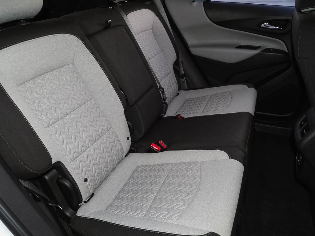Certified 2022 Chevrolet Equinox LS w/ LS Convenience Package image 19