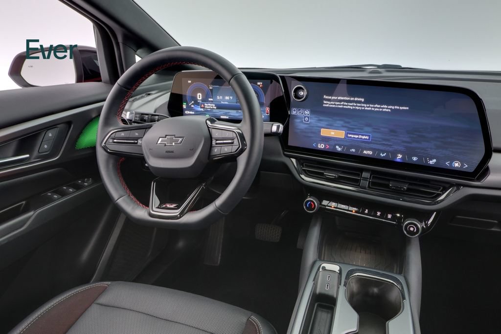 Used 2024 Chevrolet Equinox EV RS FWD image 23