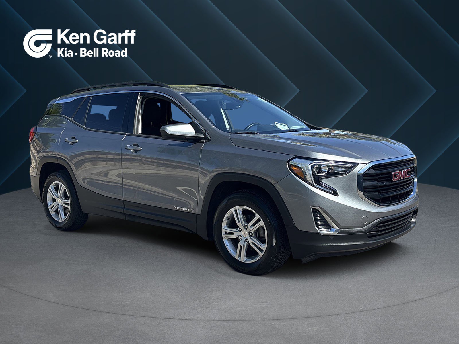Used 2020 GMC Terrain SLE w/ Driver Convenience Package FWD image 1
