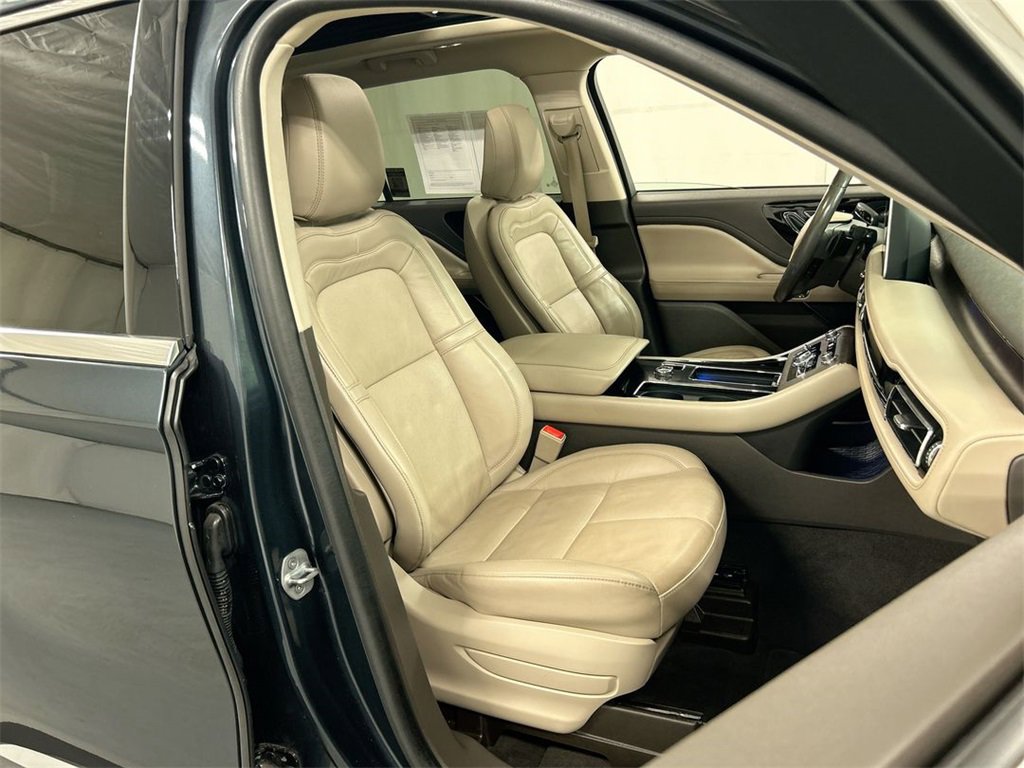 Used 2023 Lincoln Aviator Reserve w/ Elements Package Plus image 25