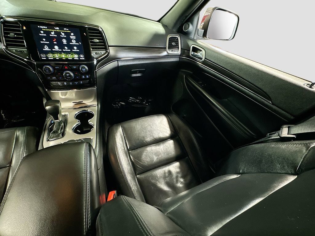 Used 2022 Jeep Grand Cherokee Limited AWD/4WD image 16