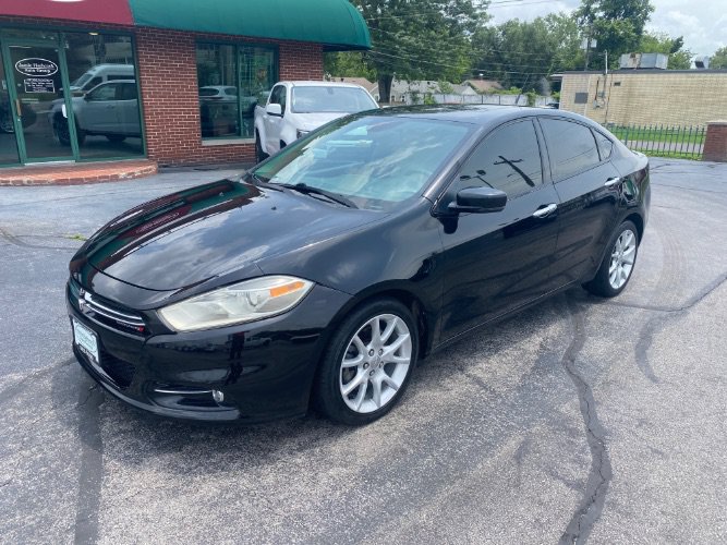 Used 2013 Dodge Dart Limited w/ Technology Group FWD image 1