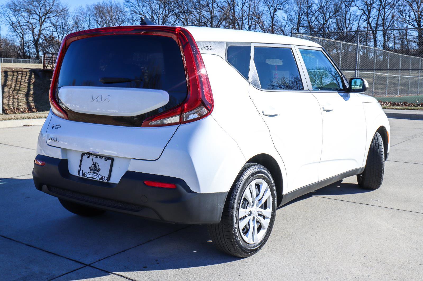 Used 2022 Kia Soul LX FWD image 13