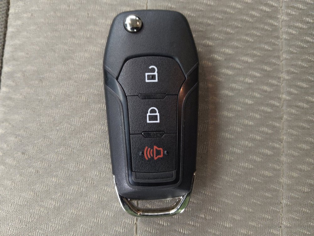 Used 2021 Ford EcoSport S FWD image 32