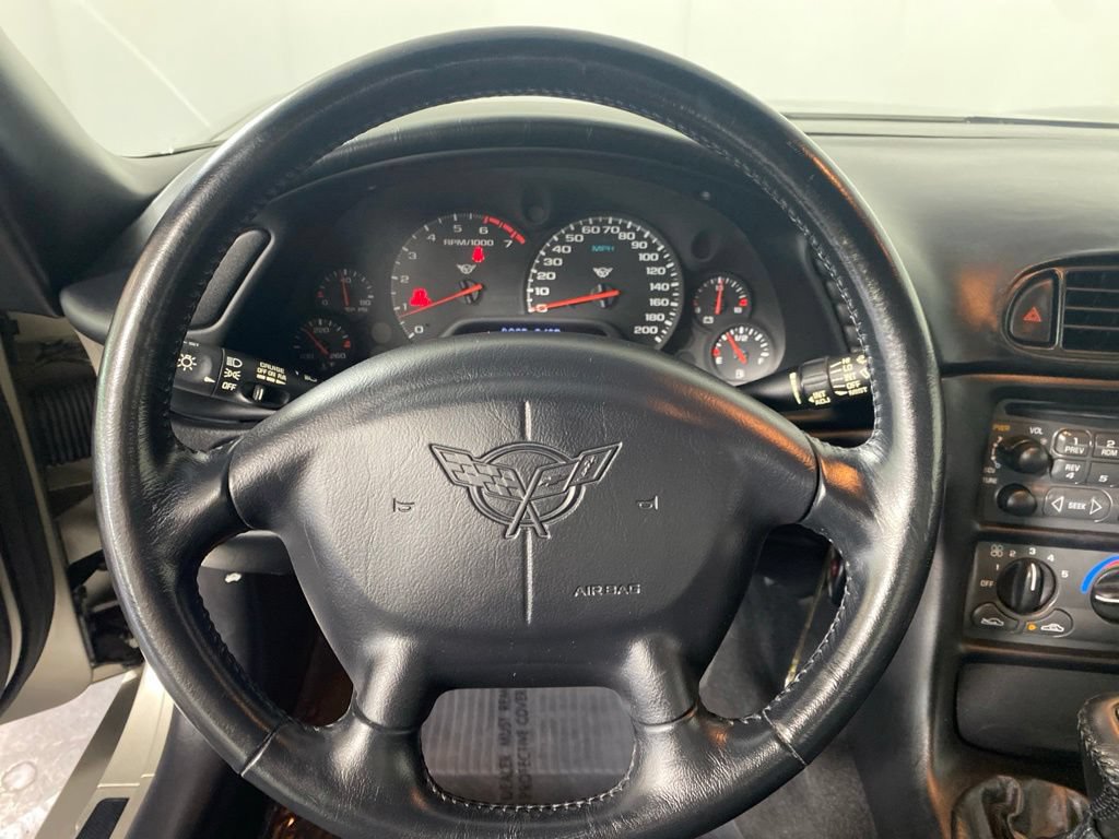 Used 2000 Chevrolet Corvette Coupe w/ Lighting Pkg RWD image 15