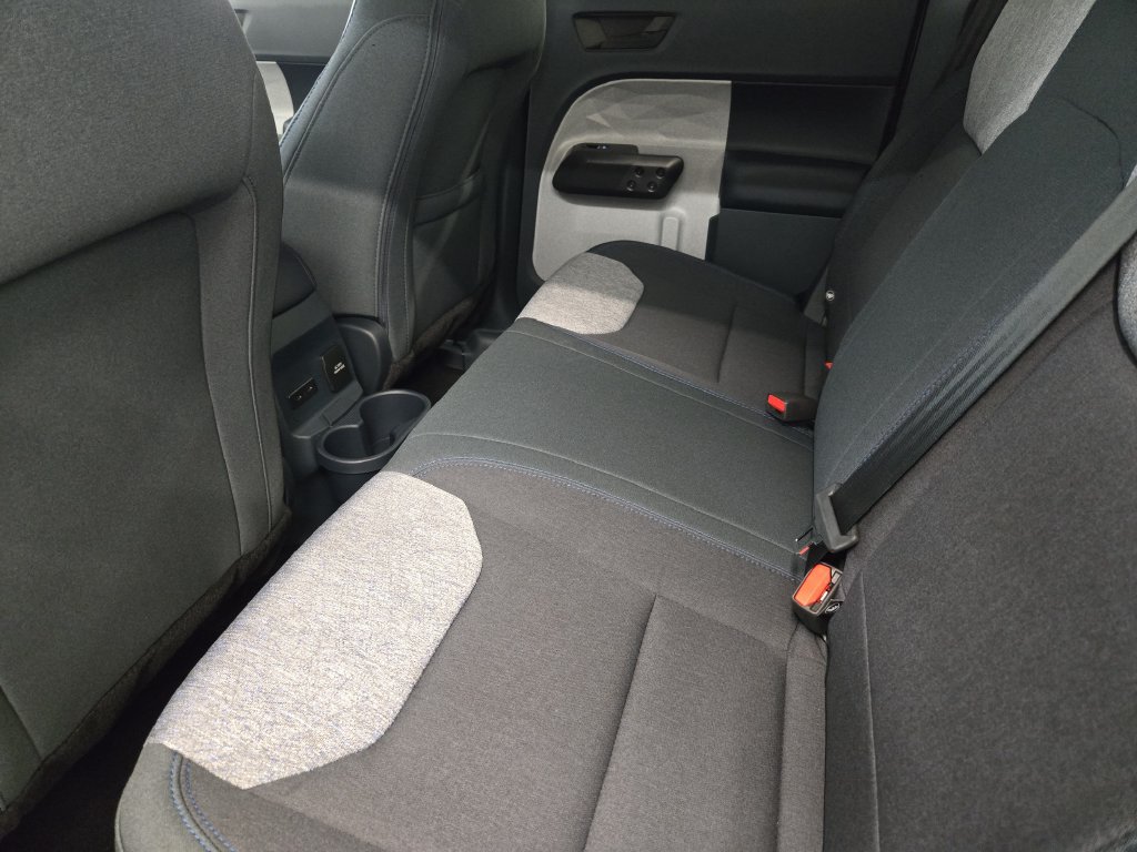 New 2026 Ford Maverick XLT w/ XLT Luxury Package FWD image 26