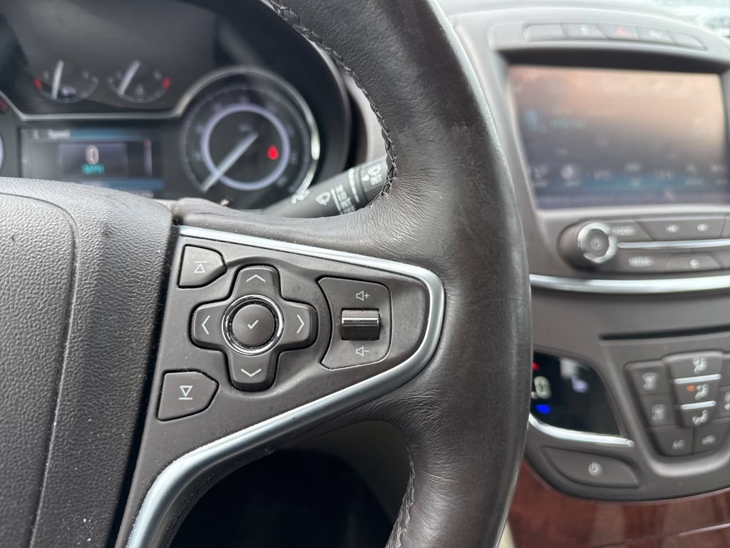 Used 2016 Buick Regal Premium FWD image 14