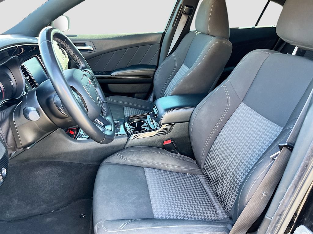 Used 2023 Dodge Charger SXT w/ Blacktop Package RWD image 19