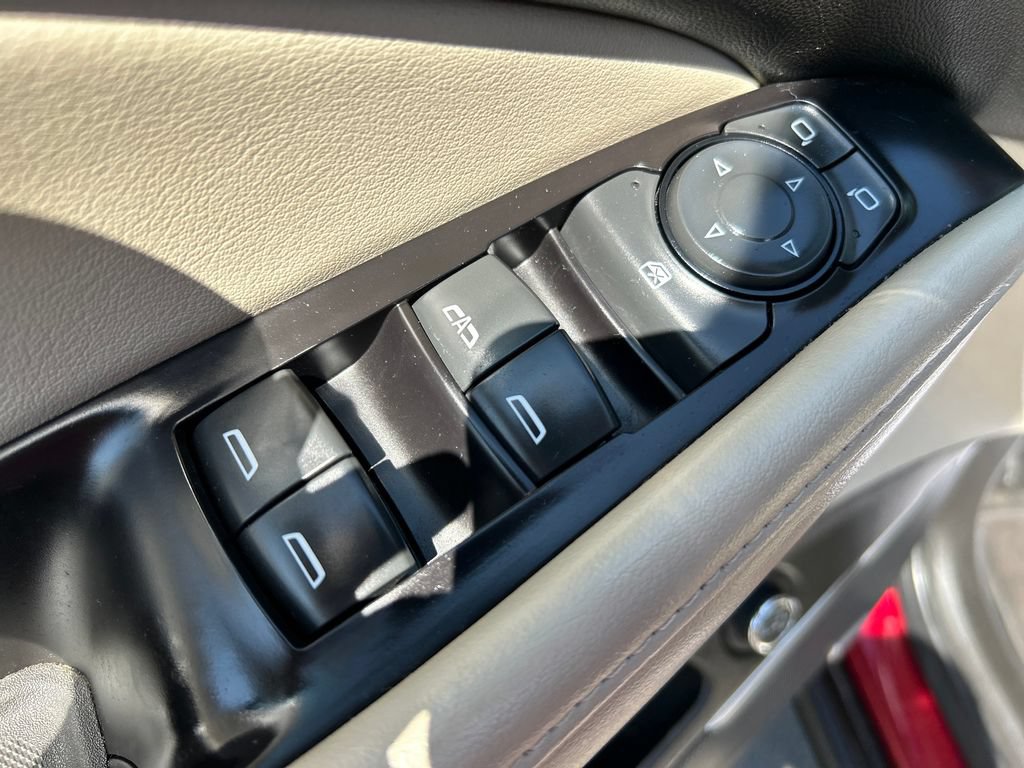 Used 2020 Buick Enclave Essence w/ Sound and Sites Package FWD image 19