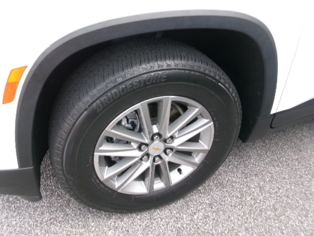 Used 2023 Chevrolet Traverse LT FWD image 4