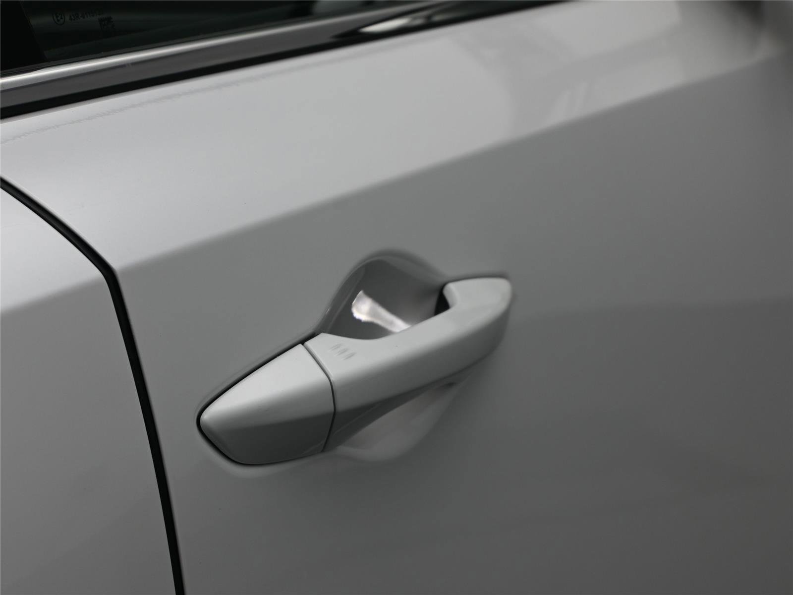 Certified 2026 Acura MDX SH-AWD w/ Advance Package image 14