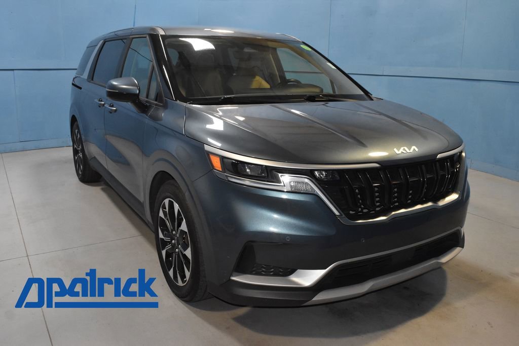 Used 2024 Kia Carnival EX