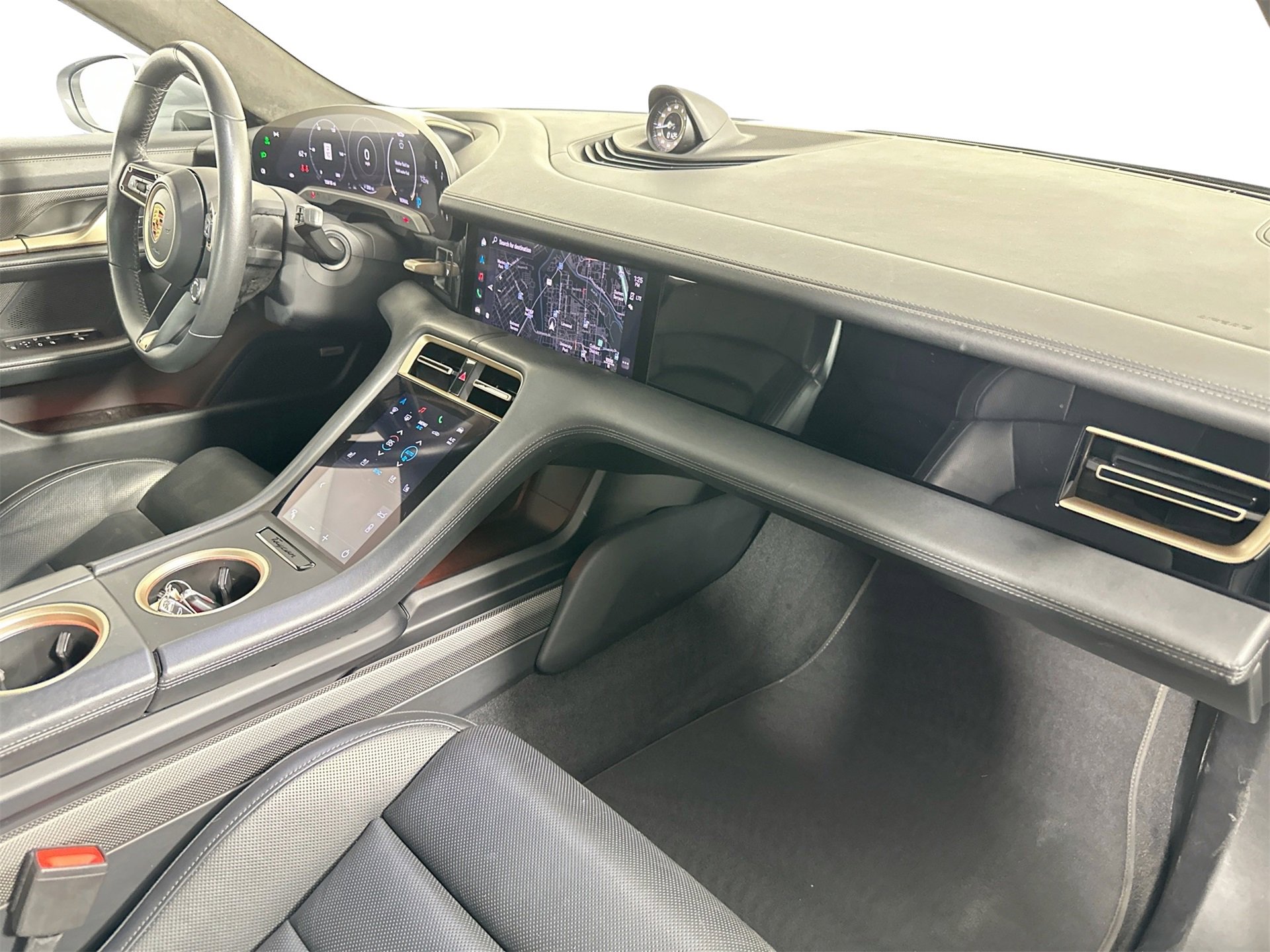 Certified 2020 Porsche Taycan Turbo S image 29