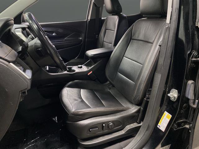 Used 2021 GMC Terrain SLT w/ Infotainment Package II AWD/4WD image 4