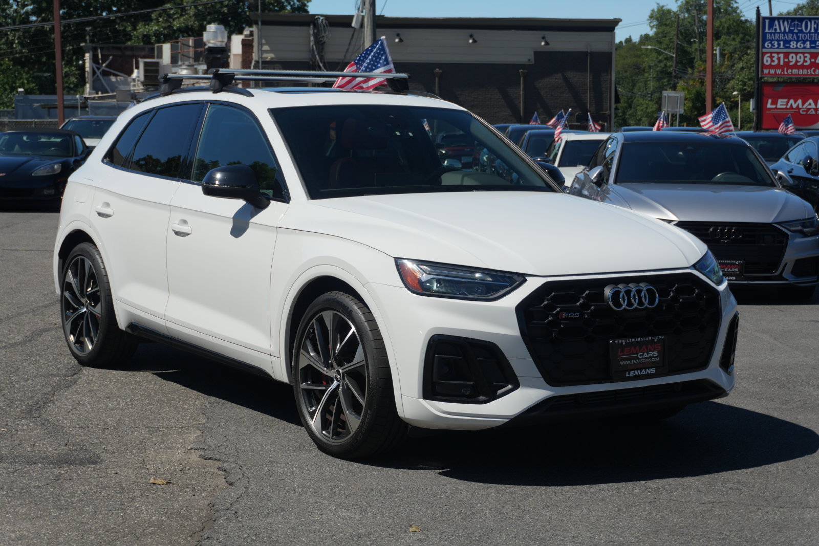 Used 2022 Audi SQ5 Premium Plus w/ Premium Plus Package AWD/4WD image 3