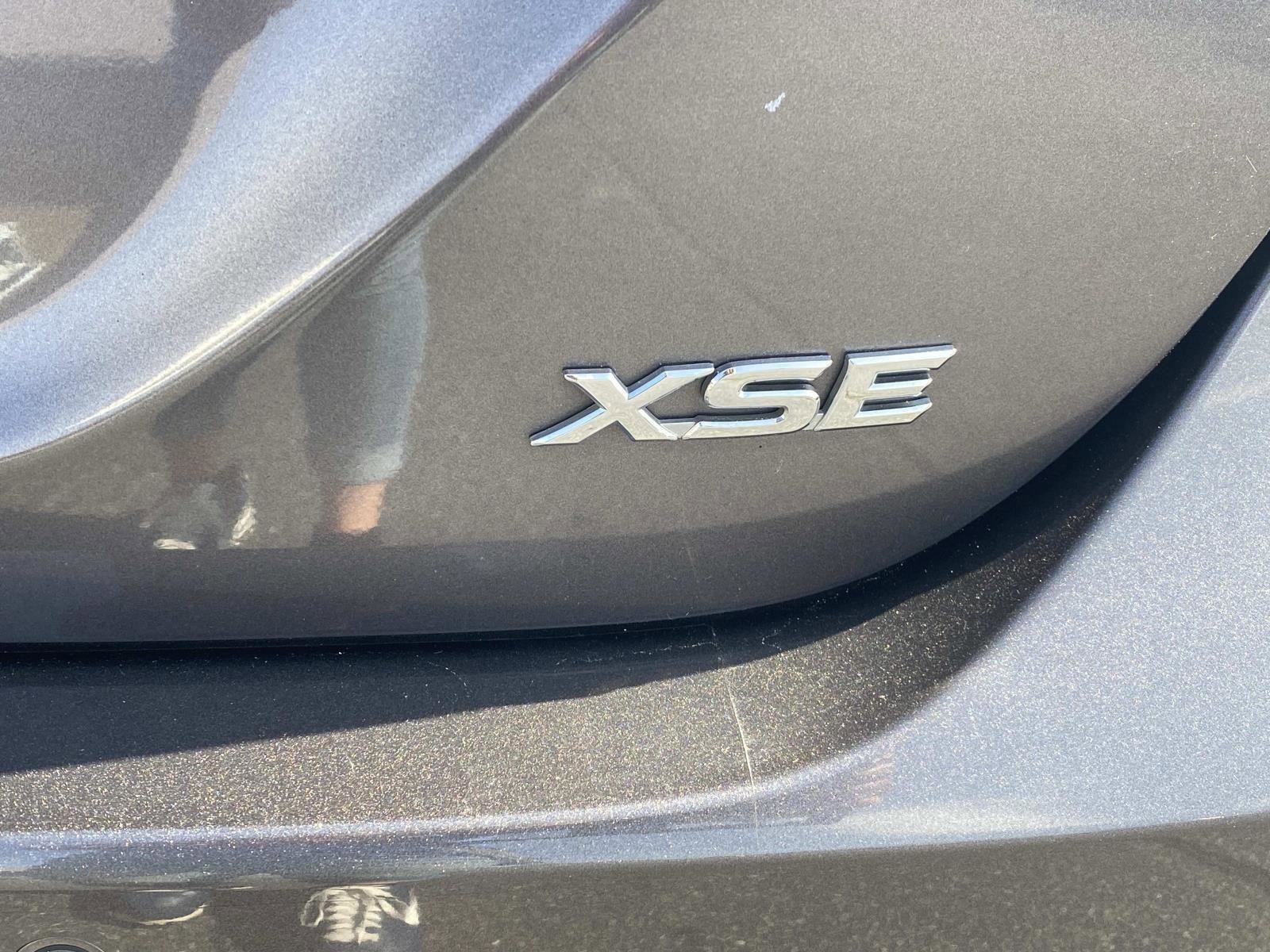 Used 2022 Toyota Camry XSE w/ Driver Assist Package image 5