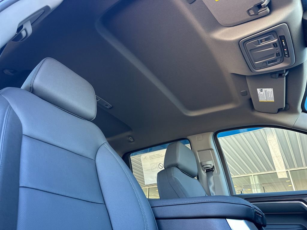New 2026 GMC Sierra 1500 SLT w/ SLT Premium Package image 15