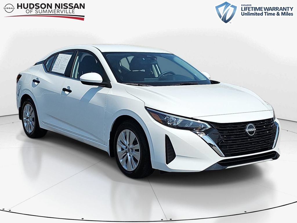 Used 2025 Nissan Sentra S FWD image 1