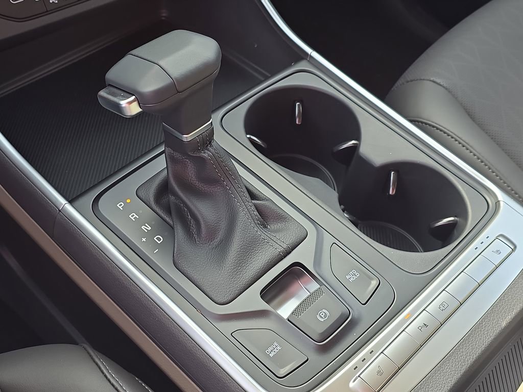New 2026 Kia Carnival FWD image 25