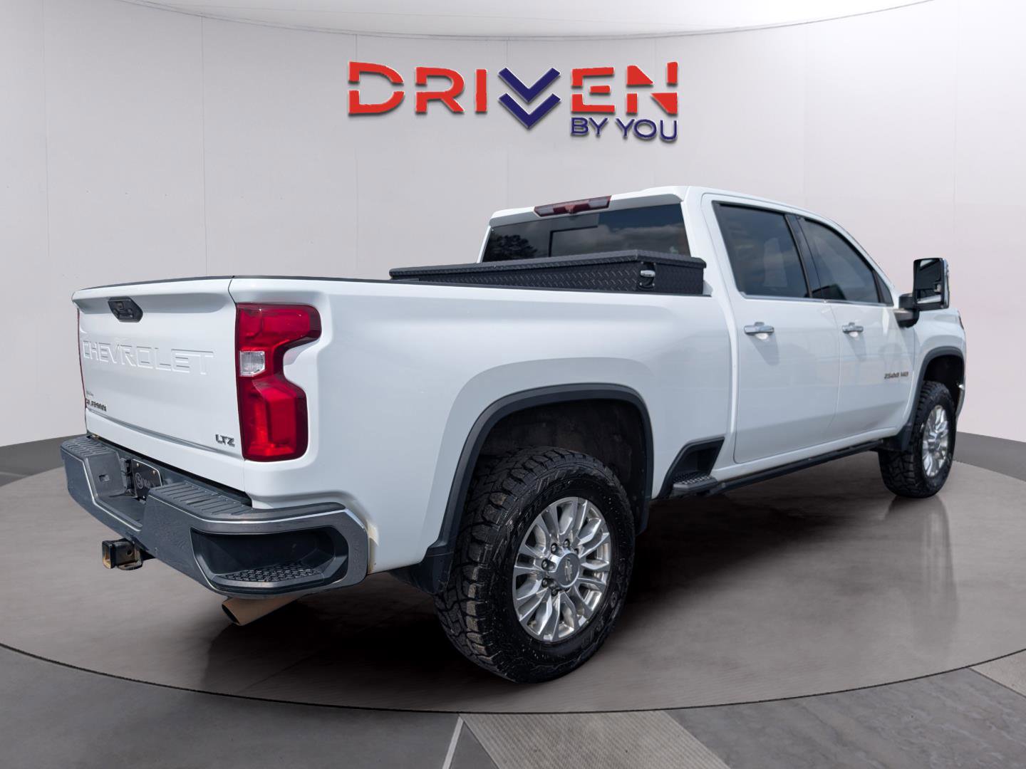 Used 2020 Chevrolet Silverado 2500 LTZ w/ LTZ Convenience Package image 5
