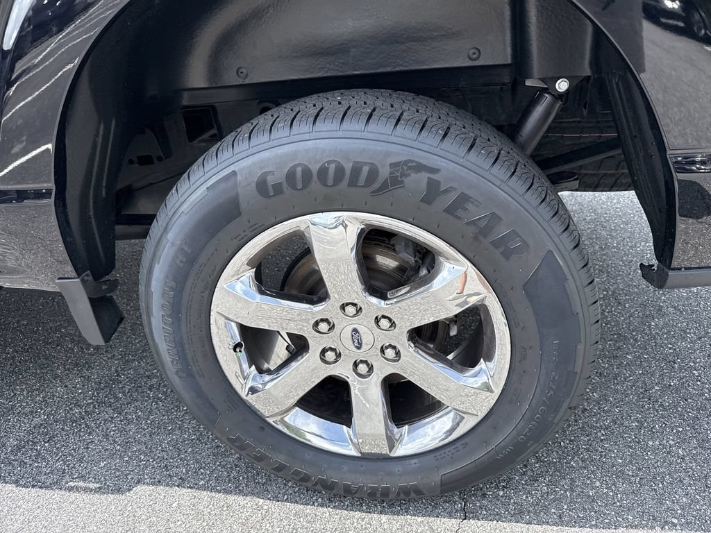Used 2023 Ford F150 Lariat w/ Equipment Group 502A High AWD/4WD image 18