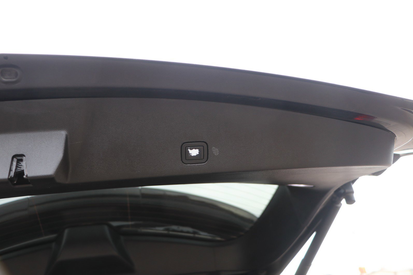 Used 2020 Cadillac XT6 Premium Luxury image 34