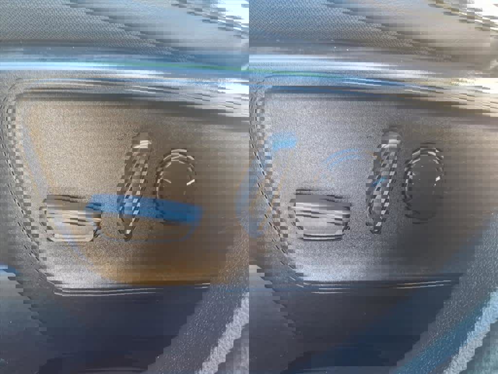 Used 2023 Ford Escape ST-Line image 13